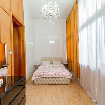Town Center Rustaveli Aparthotel Tbilisi Exterior foto